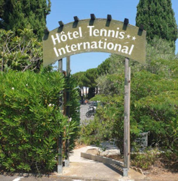 Hotel Tennis International Agde Esterno foto